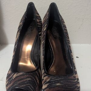 Stylish Women's Peep-Toe Heels